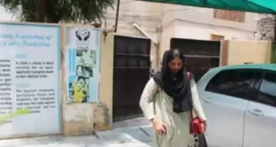 One-Legged Brave Girl Shocks Everyone with Her Courage